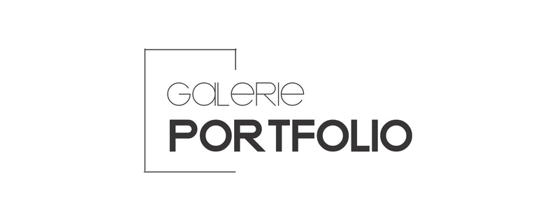 Galerie PORTFOLIO, anciennement "Paris est une photo" a été reprise en 2022 par Emmanuel Catteau. Entrepreneur expérimenté, photographe documentaire professionnel et collectionneur de photographies d'Art, il est disponible avec son équipe pour vous conseiller, partager sa passion pour la photographie.